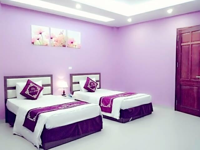 Elly Hotel Hanoi Exterior photo